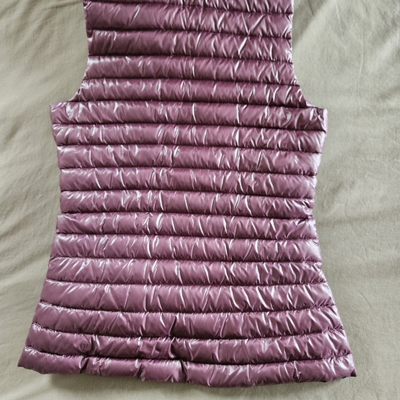 Lululemon Down Vest - Picture 5 of 10